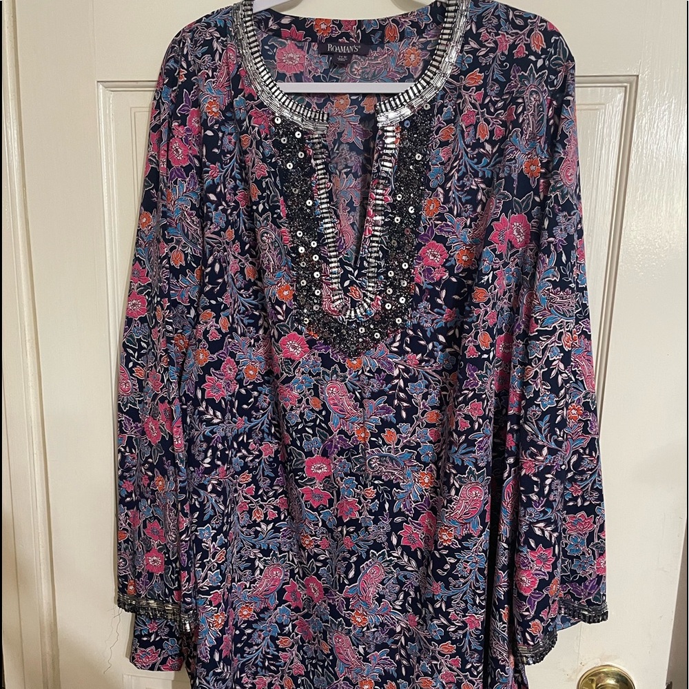 Sequin beaded tunic gently used